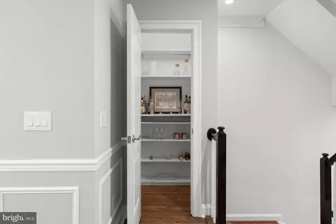 Entry Way - 4050 Mansion Dr NW, Washington, DC 20007 photo 3 of 5