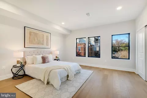 Bedroom - 21 16th St SE, Washington, DC 20003 photo 1 of 4
