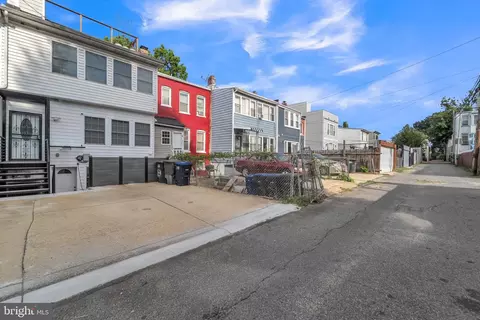 2411 N Capitol St NE #B, Washington, DC 20002