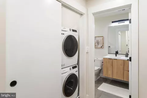 Other - 733 8th St SE #01, Washington, DC 20003 photo 4 of 5