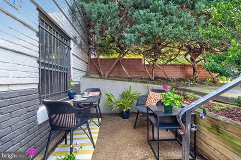 Exterior - 523 8th St NE #T2, Washington, DC 20002 photo 2 of 3
