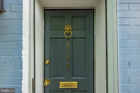 Entry Way - 108 14th St SE, Washington, DC 20003 photo 1 of 5