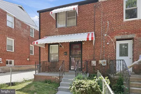 3426 24th St SE, Washington, DC 20020