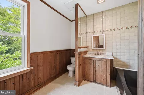 Bath - 406 10th St SE, Washington, DC 20003 photo 1 of 2
