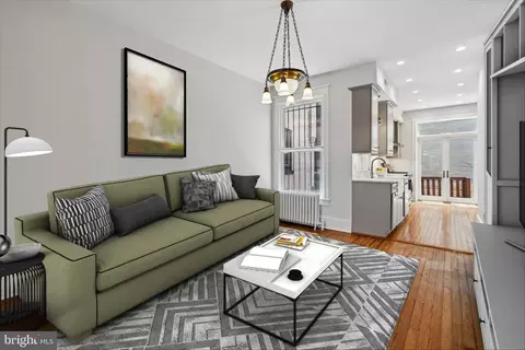 Living - 1105 G St SE, Washington, DC 20003 photo 3 of 4