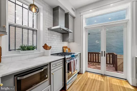 Kitchen - 1105 G St SE, Washington, DC 20003 photo 4 of 4