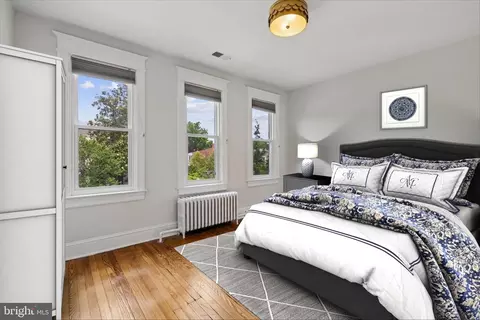 Bedroom - 1105 G St SE, Washington, DC 20003 photo 1 of 5