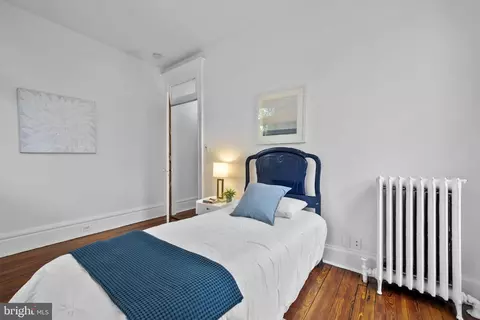 Bedroom - 727 Massachusetts Ave NE, Washington, DC 20002 photo 8 of 8