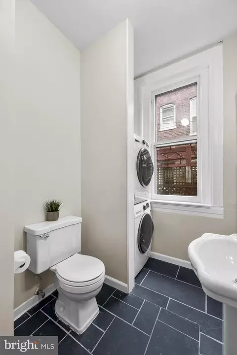 Other - 727 Massachusetts Ave NE, Washington, DC 20002 photo 3 of 13