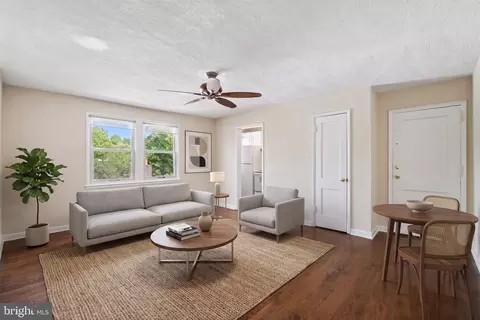 4029 Benton St NW #302, Washington, DC 20007