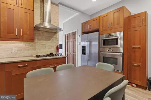 Other - 229 10th St NE, Washington, DC 20002 photo 4 of 7