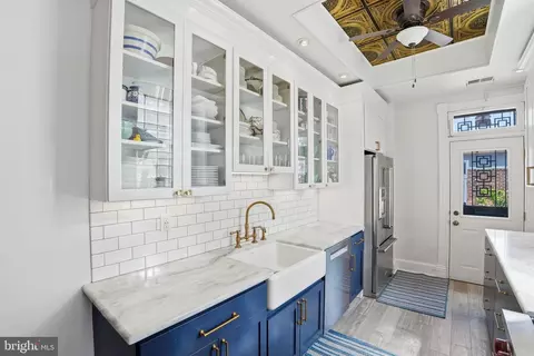 Kitchen - 721 10th St NE, Washington, DC 20002 photo 2 of 3