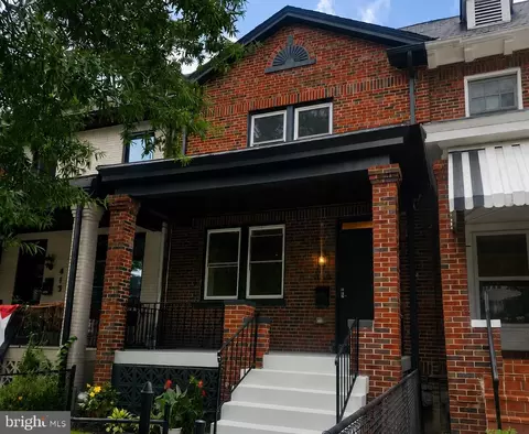 413 Hamilton St NW, Washington, DC 20011