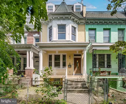 1371 Monroe NW, Washington, DC 20010