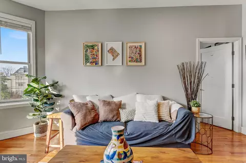 1531 Park Rd NW #6, Washington, DC 20010