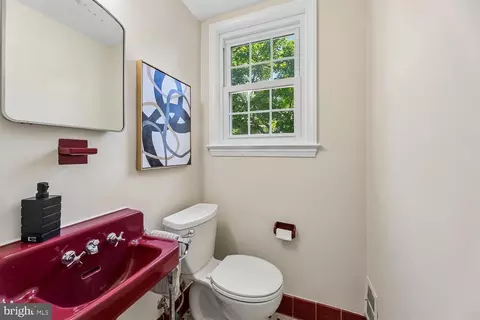 3633 Appleton St NW, Washington, DC 20008 photo 16