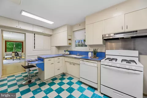 3633 Appleton St NW, Washington, DC 20008 photo 14