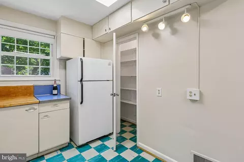 3633 Appleton St NW, Washington, DC 20008 photo 15