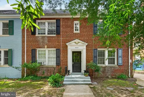 4512 Macarthur Blvd NW, Washington, DC 20007