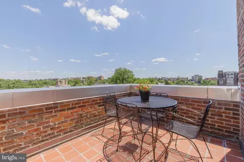 4000 Cathedral Ave NW #804B, Washington, DC 20016
