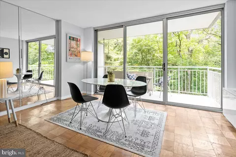 3001 Veazey Ter NW #322, Washington, DC 20008