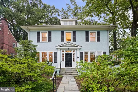 5801 33rd St NW, Washington, DC 20015