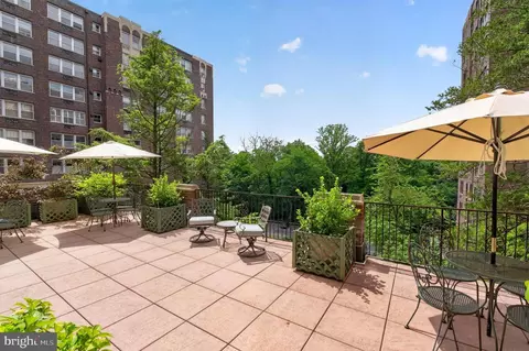 4000 NW Cathedral Ave NW #229/239 B, Washington, DC 20016