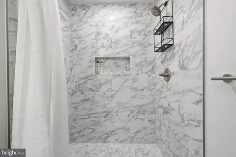 Bath - 1344 Queen St NE, Washington, DC 20002 photo 2 of 5