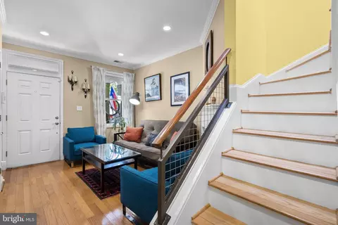 Entry Way - 11 16th St NE, Washington, DC 20002 photo 2 of 4