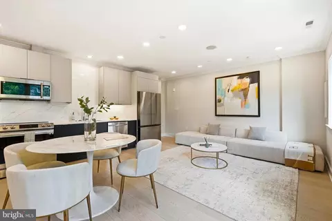 2305 Nicholson SE #202, Washington, DC 20020