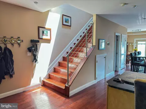 Entry Way - 507 M St NE #2, Washington, DC 20002 photo 1 of 5