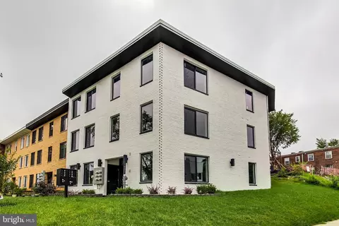 1601 N Carolina Ave NE #1, Washington, DC 20002