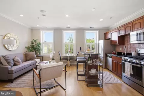 1502 17th St NW #10, Washington, DC 20036