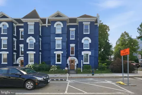 1038 6th St NE #101, Washington, DC 20002