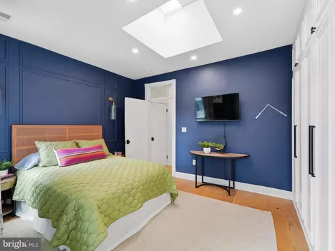 Bedroom - 626 Morton Pl NE, Washington, DC 20002 photo 3 of 5