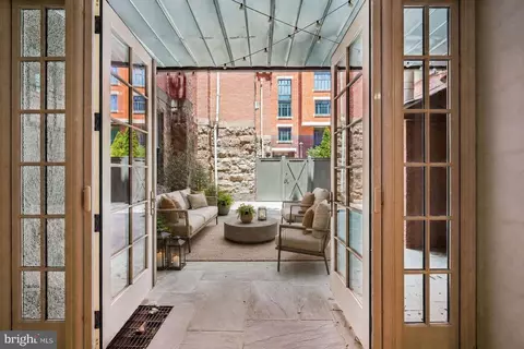 215 I St NE #103, Washington, DC 20002
