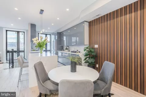 1332 G St SE #3, Washington, DC 20003