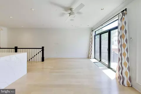 Living - 715 K St NE #1, Washington, DC 20002 photo 1 of 4
