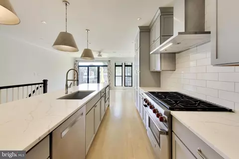 Other - 715 K St NE #1, Washington, DC 20002 photo 4 of 14