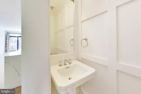 Entry Way - 715 K St NE #1, Washington, DC 20002 photo 3 of 4