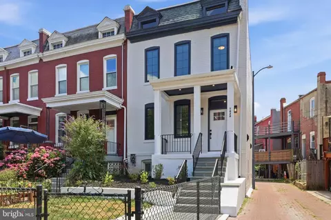 Exterior - 1024 Spring Rd NW, Washington, DC 20010 photo 2 of 2