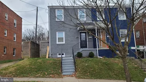 417 Burbank St SE, Washington, DC 20019