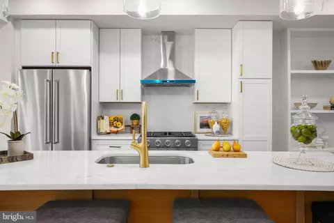 1734 Potomac Ave SE, Washington, DC 20003 photo 11