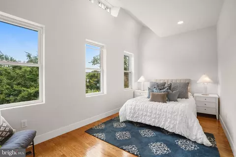 1734 Potomac Ave SE, Washington, DC 20003 photo 17