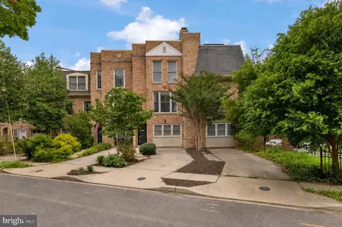 3745 12 Nw Kanawha St NW, Washington, DC 20015