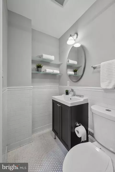 Bath - 649 16th St NE, Washington, DC 20002 photo 3 of 4