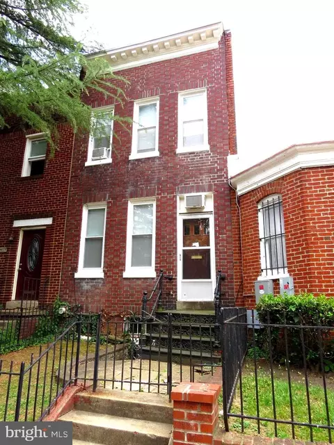 1115 G St NE, Washington, DC 20002