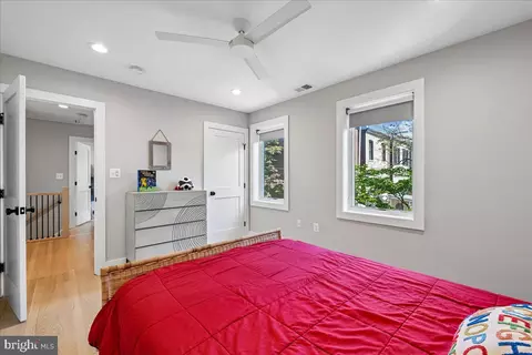 Bedroom - 655 E Street St SE, Washington, DC 20003 photo 4 of 4