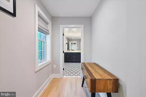 Entry Way - 655 E Street St SE, Washington, DC 20003 photo 3 of 3