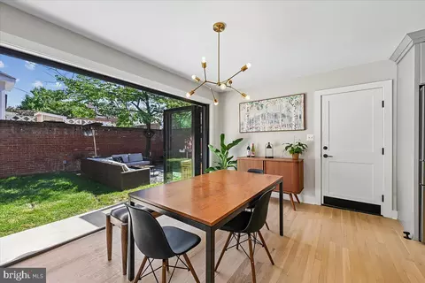 Dining - 655 E Street St SE, Washington, DC 20003 photo 3 of 3